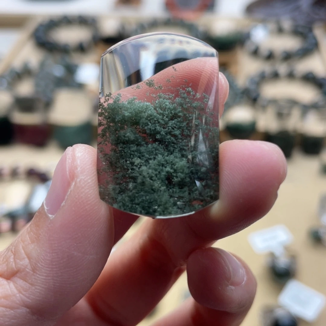 颈饰未镶嵌水晶绿幽灵吊坠