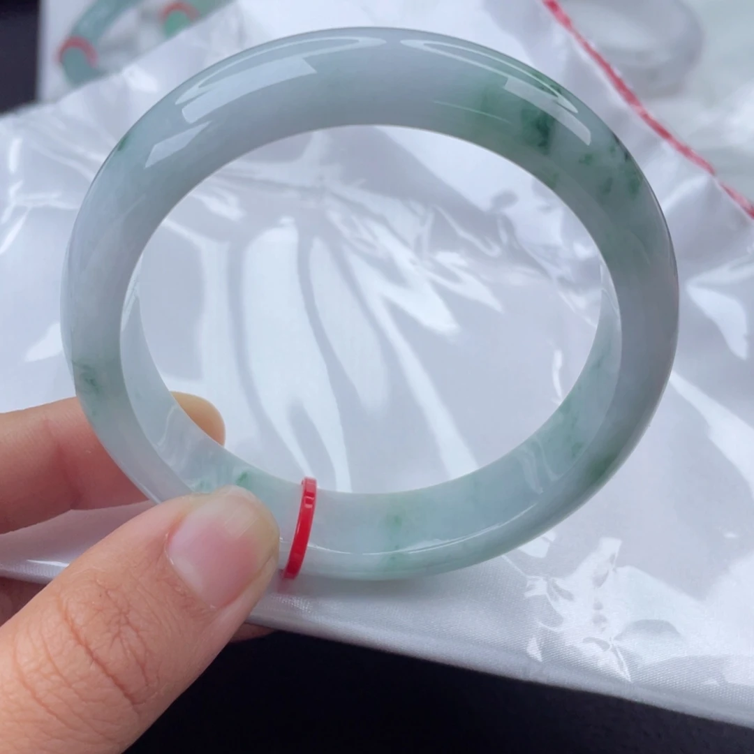 翡翠手镯未镶嵌56正圈