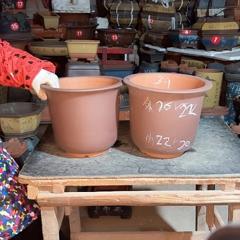 紫砂花盆高金钟盆两个