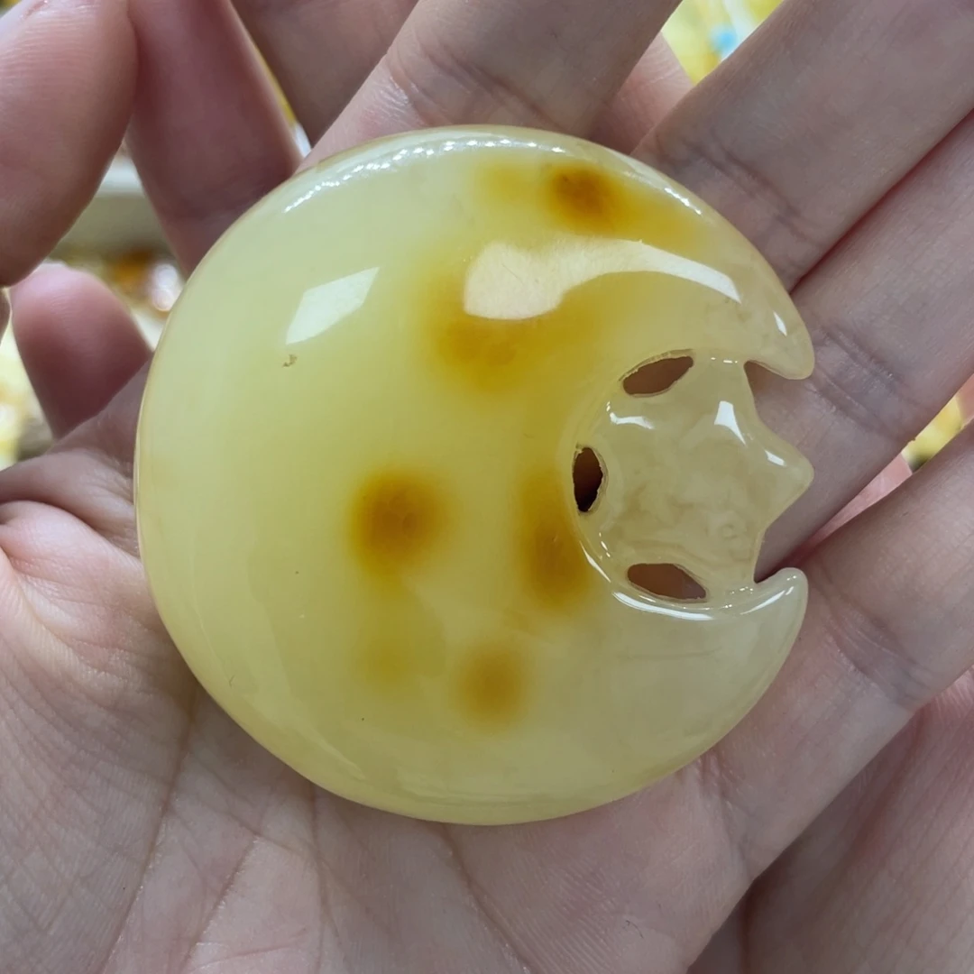 未镶嵌琥珀裸石天然琥珀