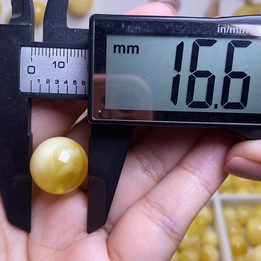 裸石琥珀未镶嵌T****軒蜜蜡圆珠