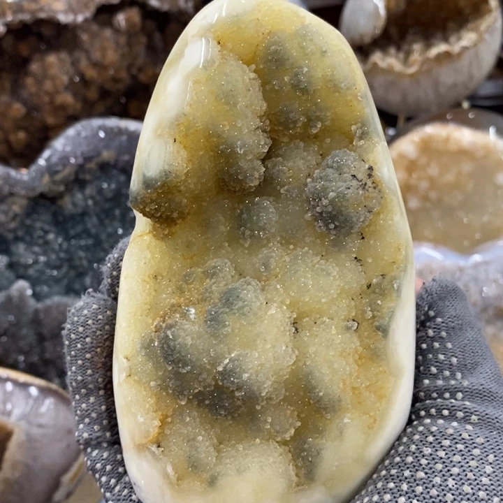 未镶嵌紫晶珠宝半成品