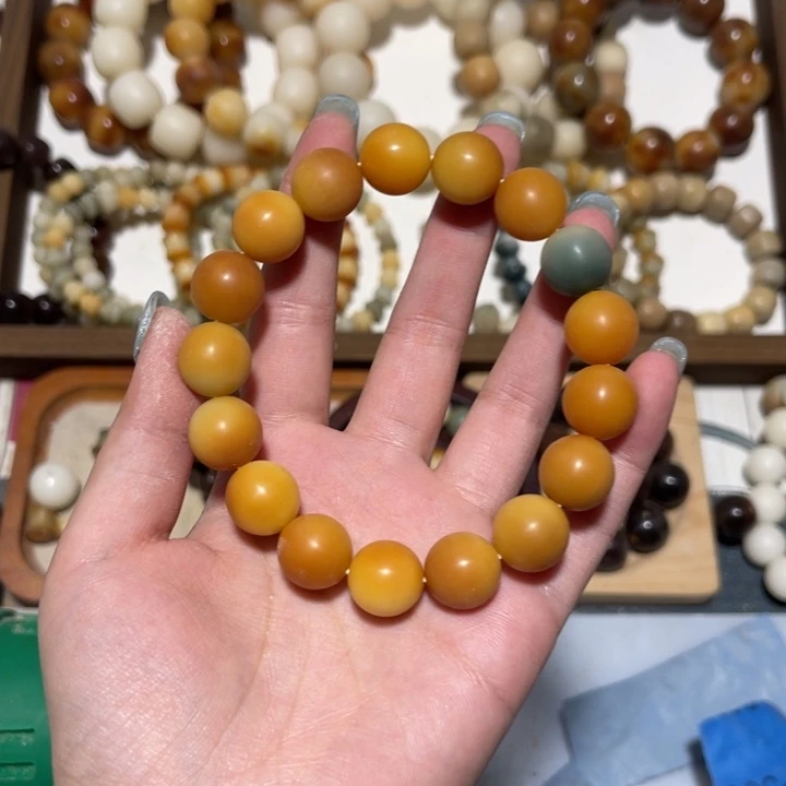 吊坠菩提根/象牙果卡13风化稀有料圆珠