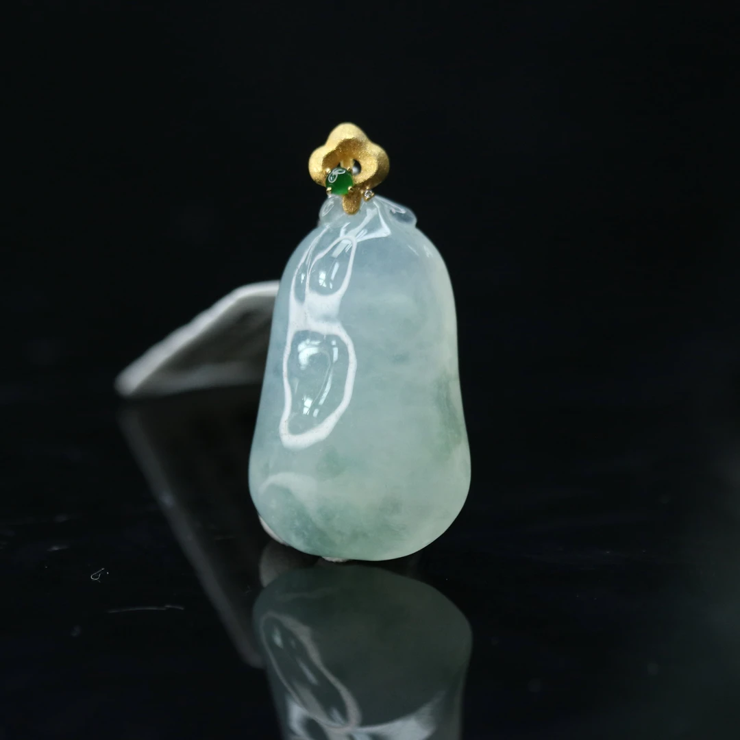 FC36天然缅甸翡翠A货18k福瓜吊坠/200959/保利厦门拍卖