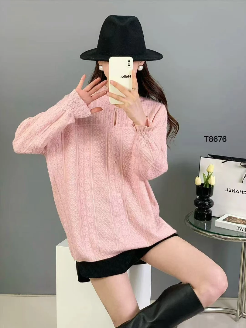 胸前小口花边领毛衣8676