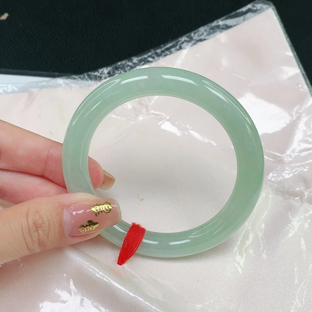 翡翠手镯未镶嵌天然翡翠A货850
