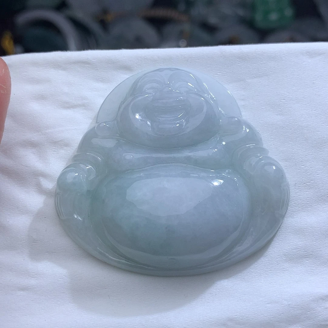 翡翠未镶嵌颈饰1450。