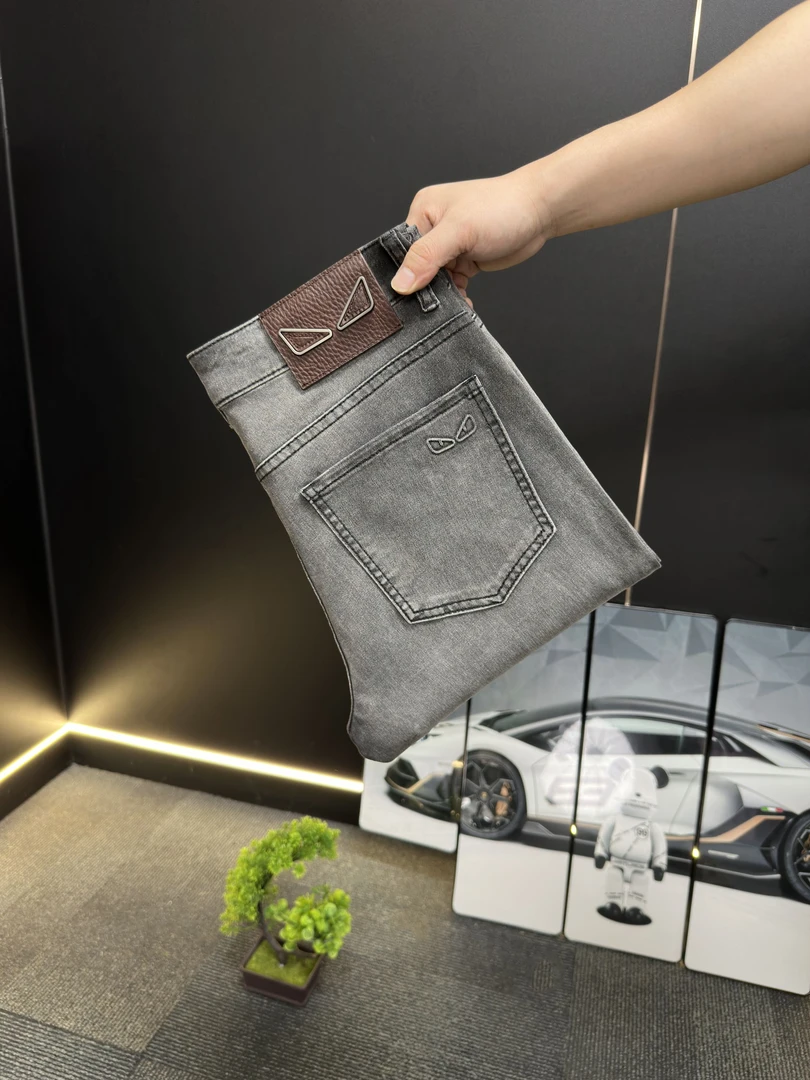 【BT奢品】夏季上新超薄款砂岩灰男士牛仔裤轻奢时尚弹力修身小直筒