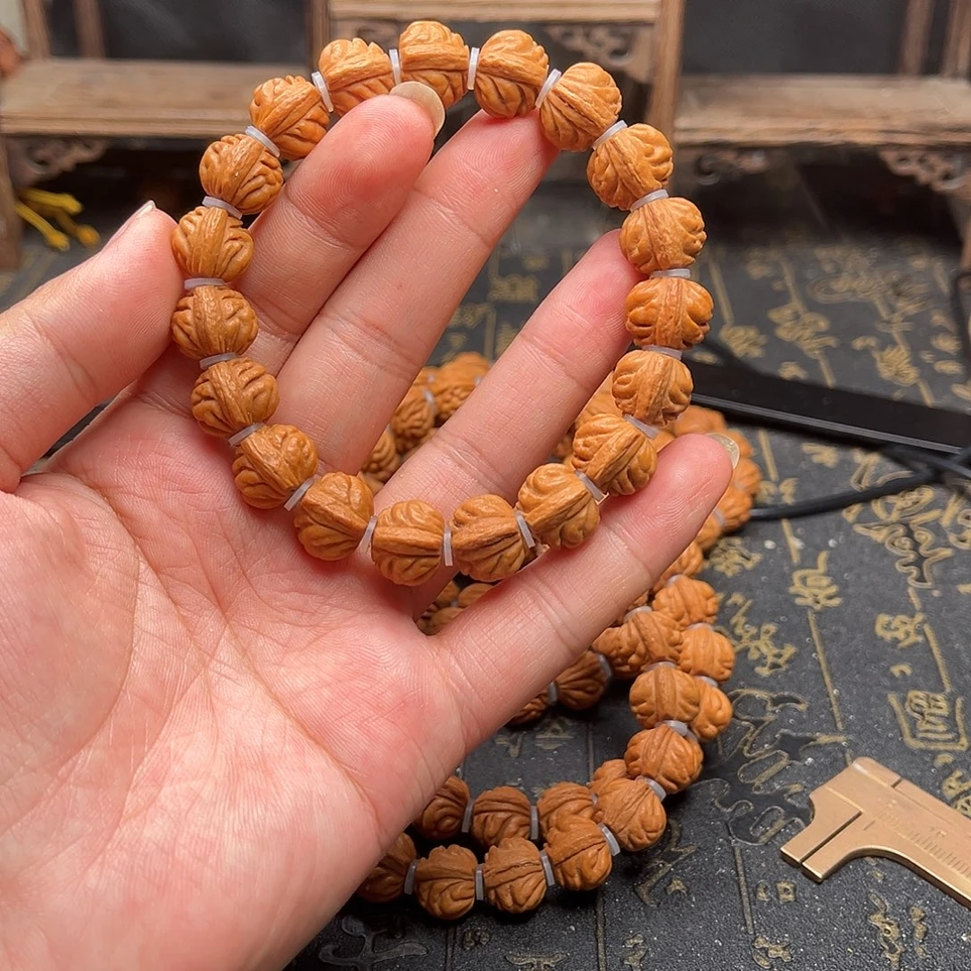 桃核吊坠小金豆手串