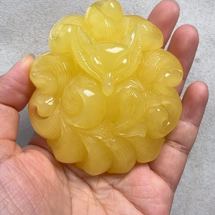 蜜蜡未镶嵌珠宝奇石