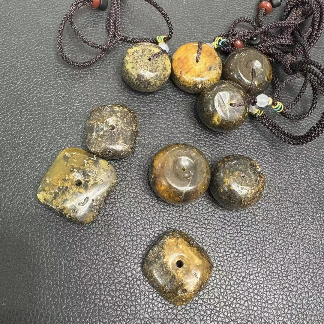 天然琥珀药珀平安扣吊坠 M788—多样性发一
