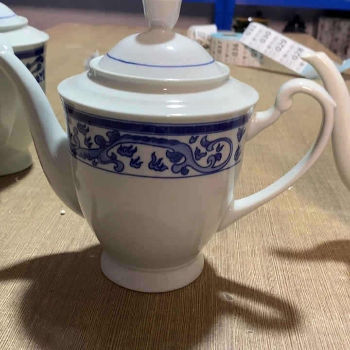 瓷片七厂青花翡翠瓷茶壶