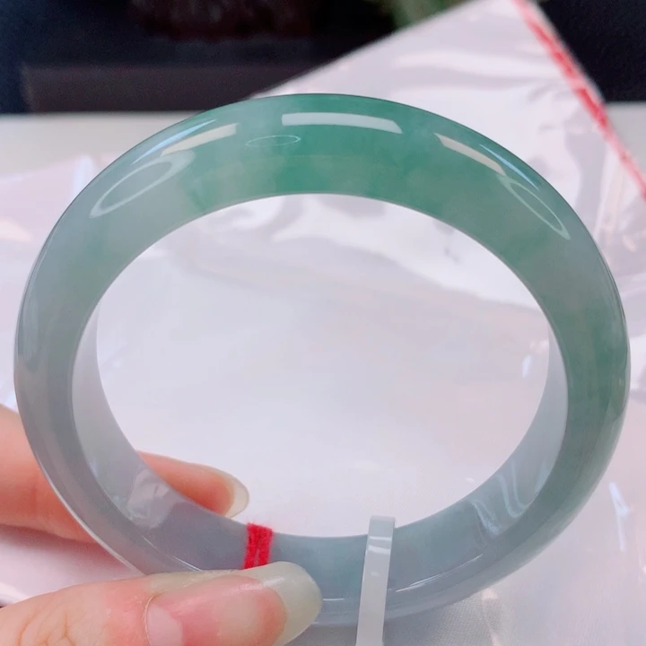翡翠未镶嵌手镯55圈