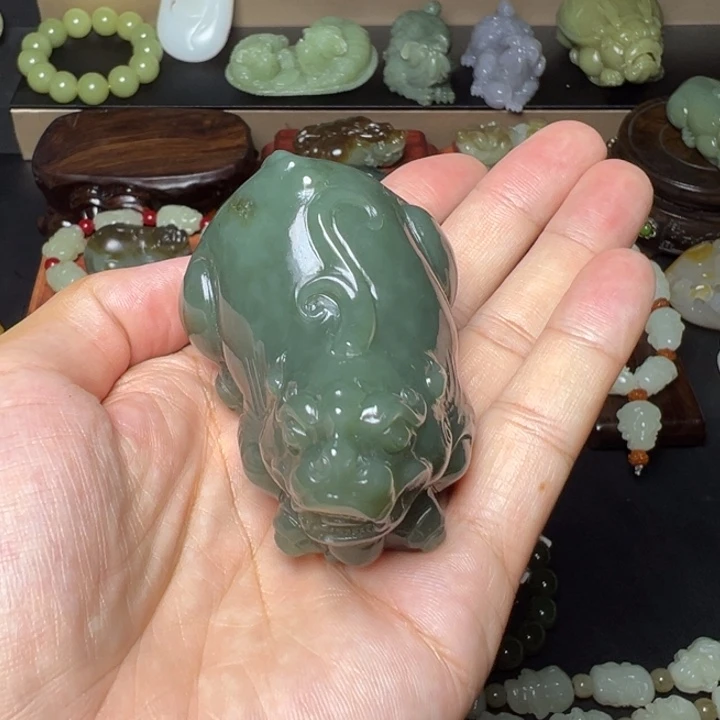 未镶嵌和田玉把件