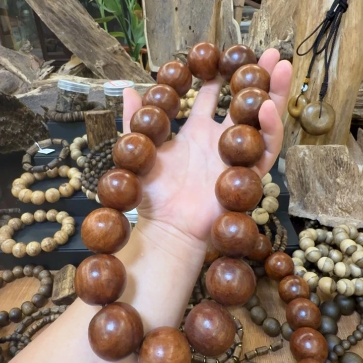 且***慢沉香沉香碎屑海南花梨3.0大➕碎屑多样性