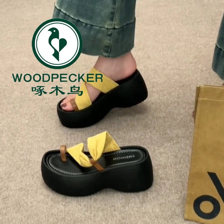 啄木鸟大学生夏季厚底增高软底拖鞋女外穿沙滩鞋小个子人字一字拖