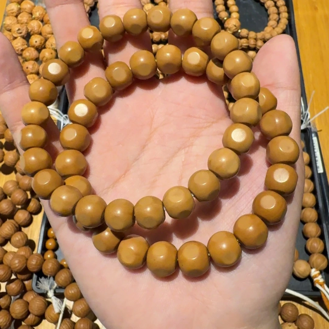 猴头核桃吊坠微瑕六方猴头