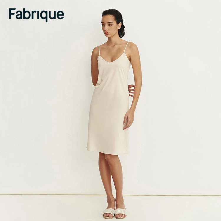 Fabrique Attachments 春夏新款裸色轻薄针织防透打底吊带连衣裙