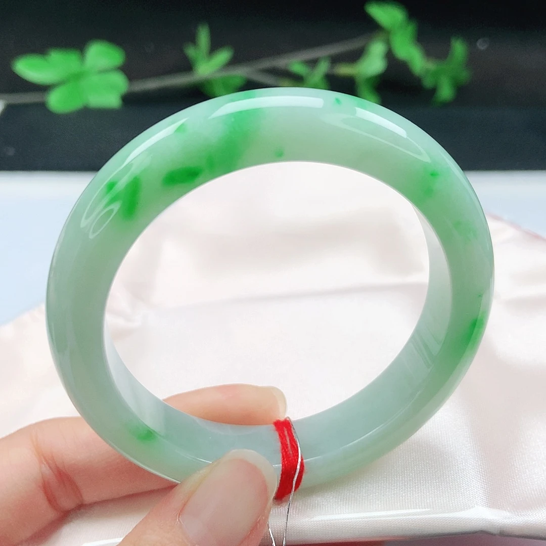 未镶嵌手镯翡翠55圈