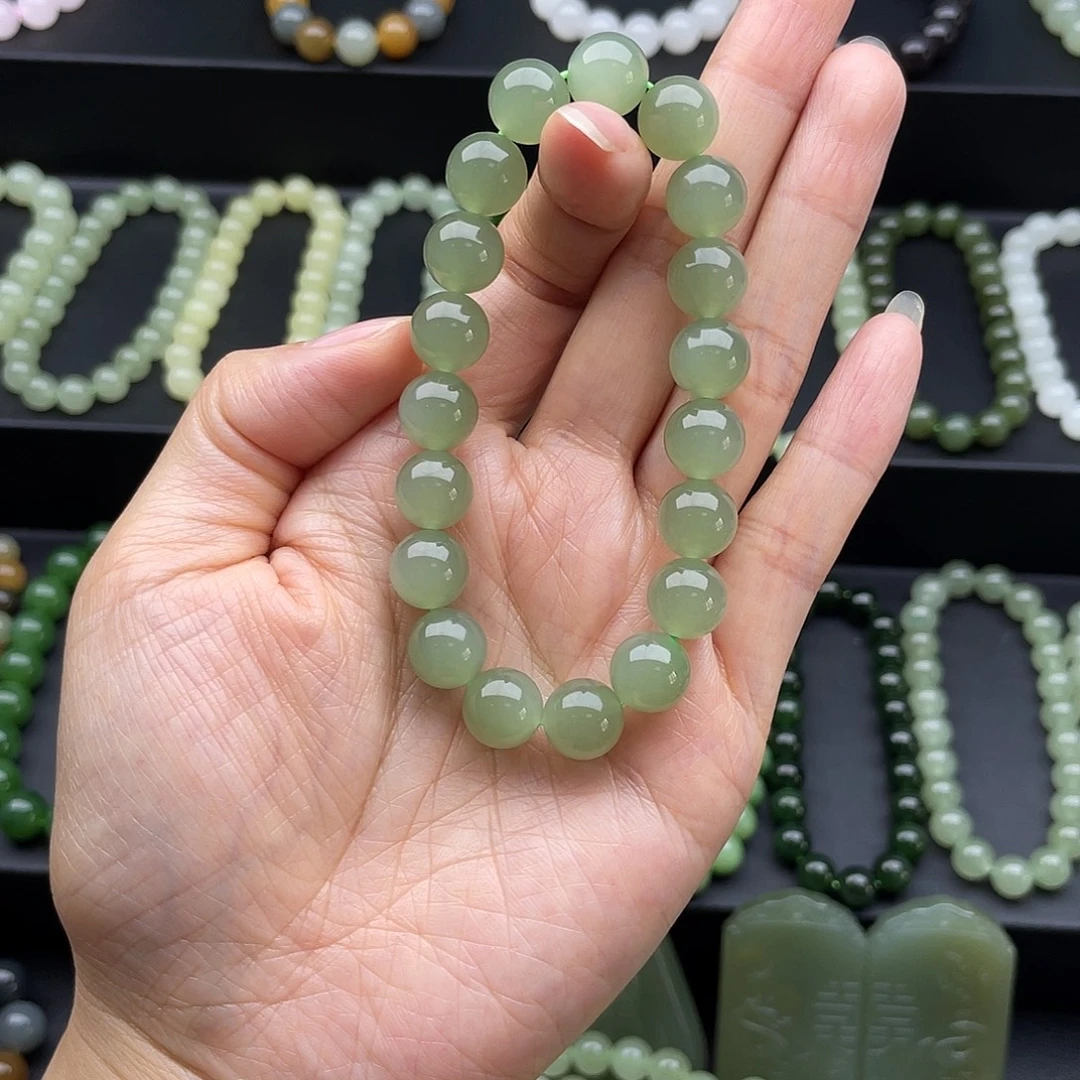 *****和田玉未镶嵌手链