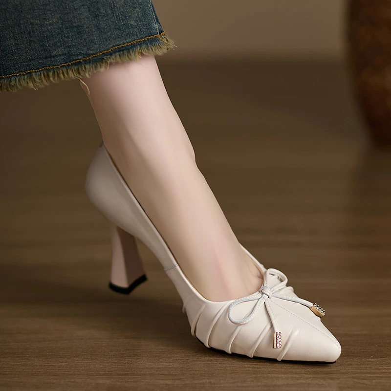 小个子增高8cm~春季新款单鞋尖头粗跟高跟鞋蝴蝶结浅口真皮小皮鞋