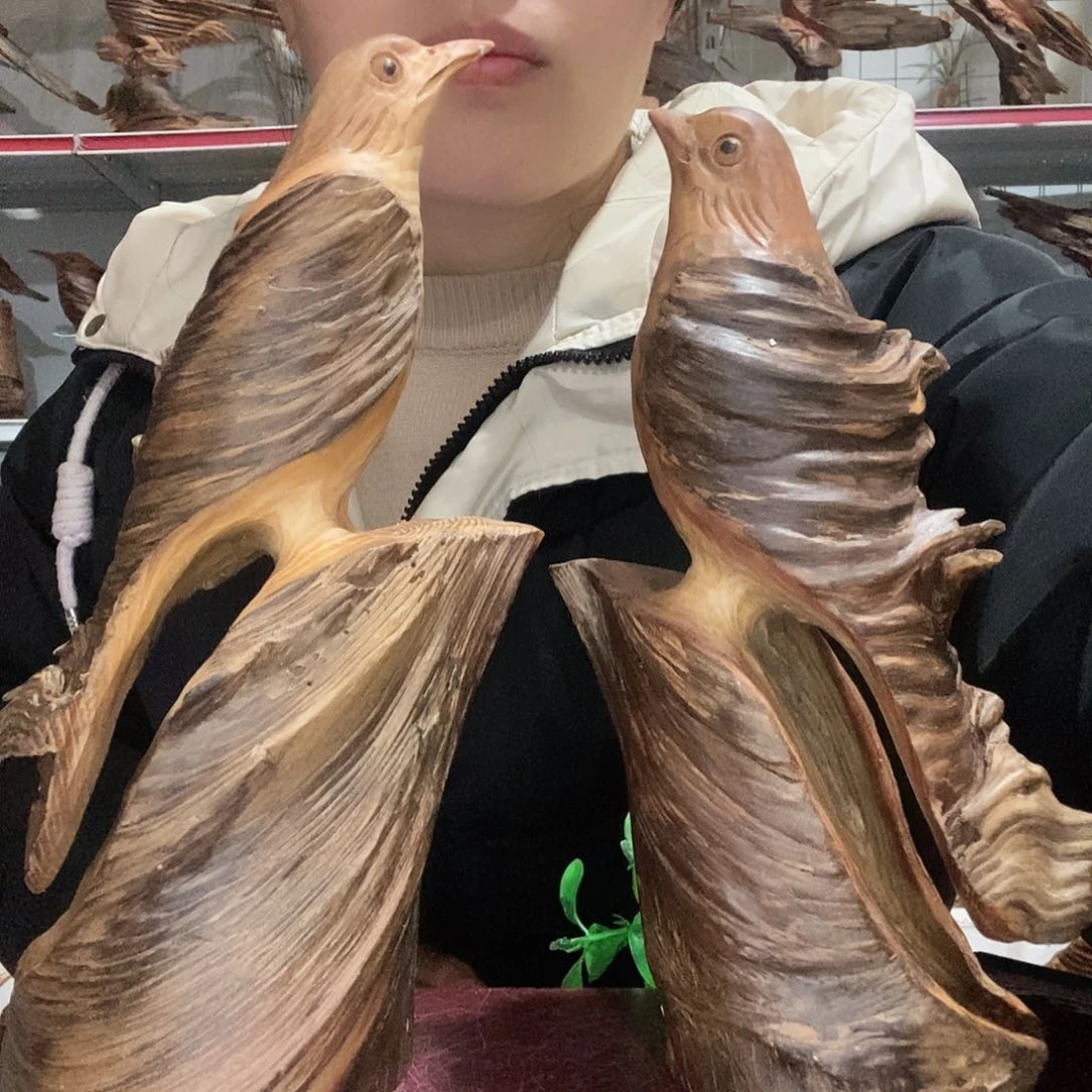 松木张*老琥珀木自然精美摆件