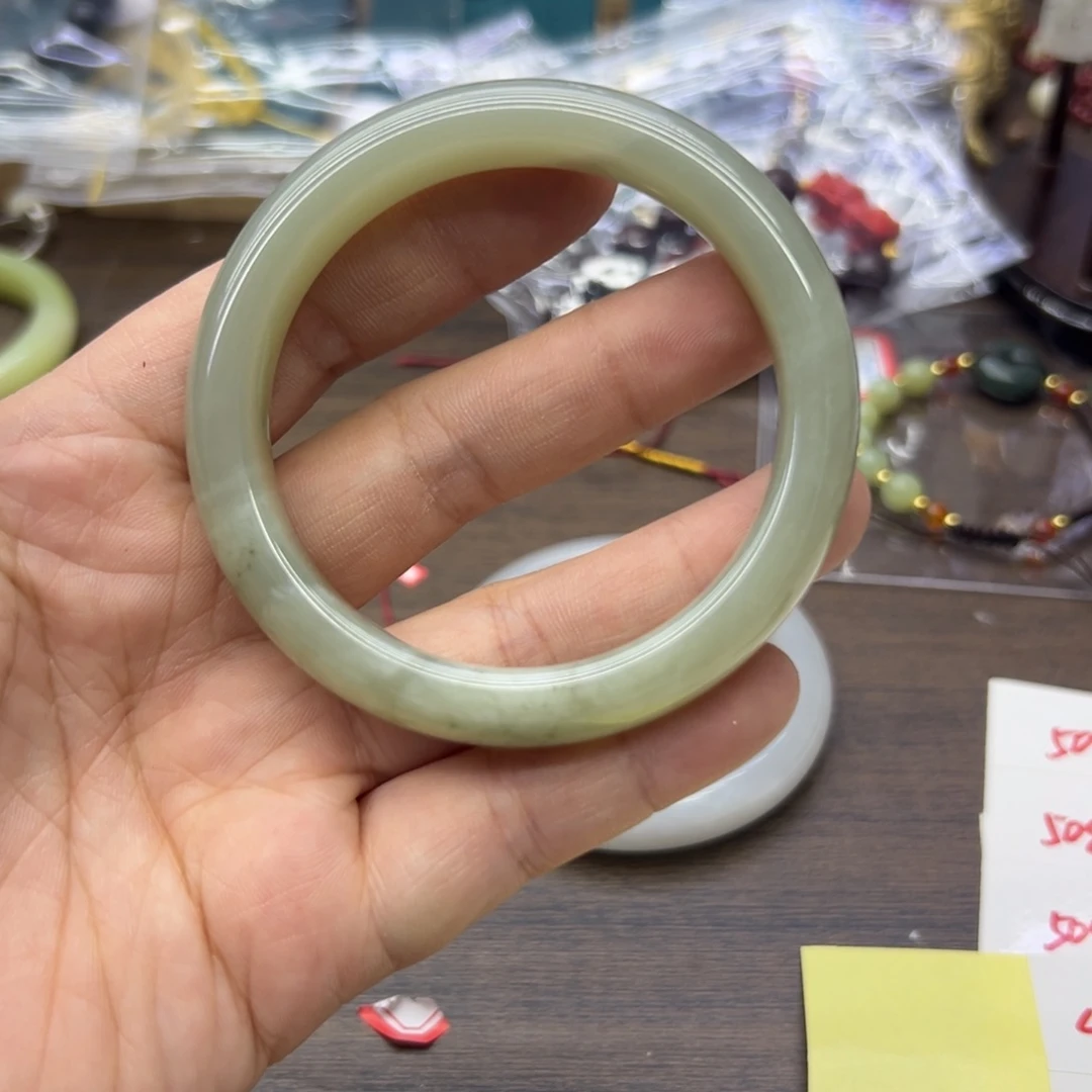 和田玉未镶嵌手镯57.8圈围436