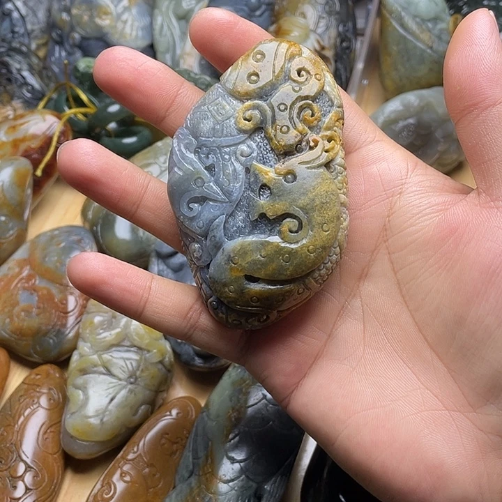 和田玉未镶嵌挂件