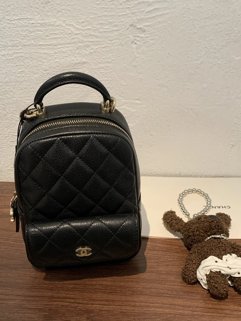 99新 Chanel/香奈儿 HIHI24A黑金荔枝纹可调节小书包11920614JL