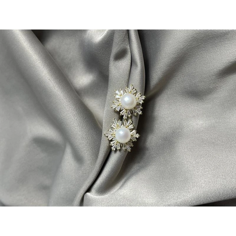 70.天然珍珠冰雪轻奢耳钉