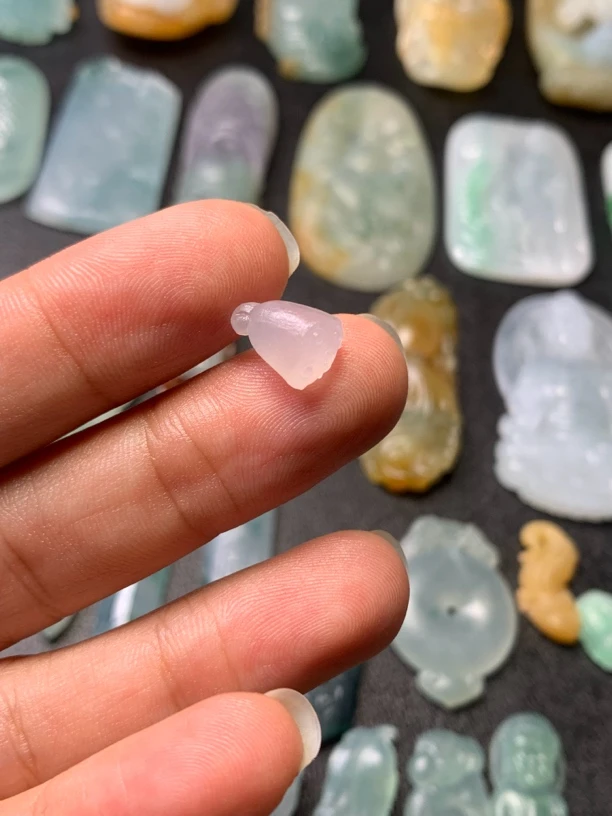 缅甸a货翡翠莲蓬