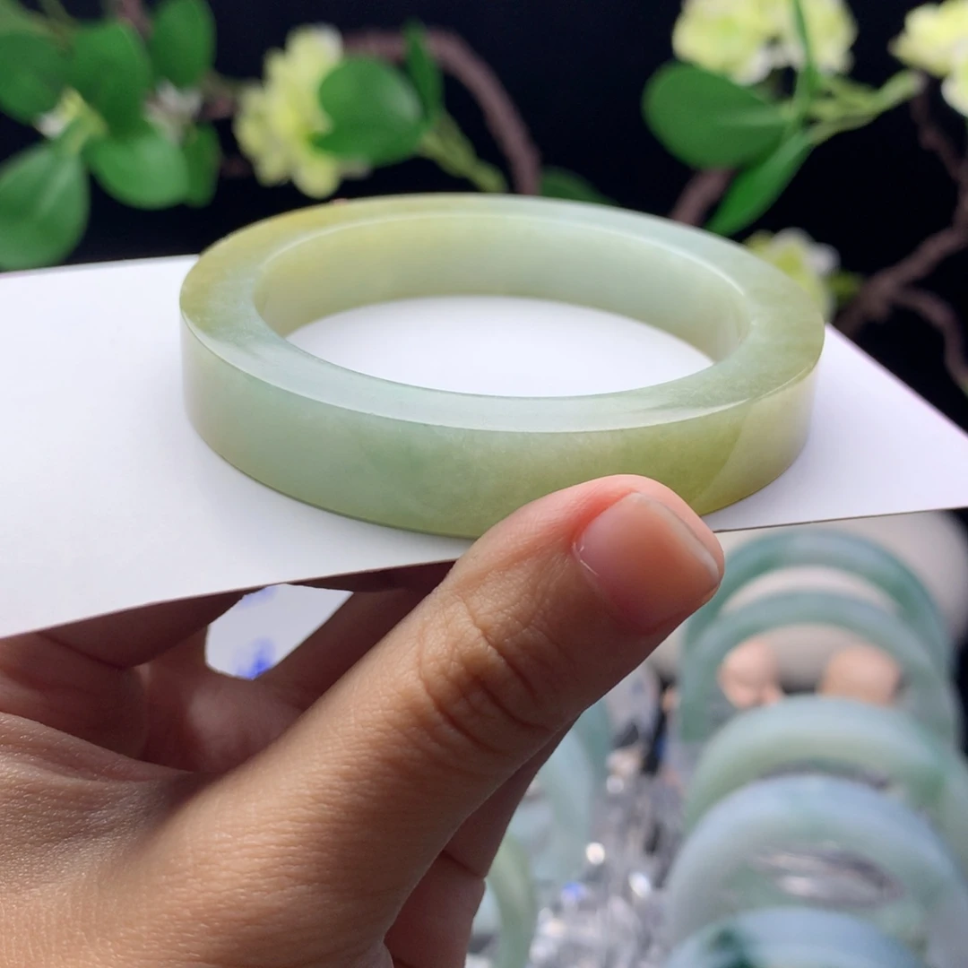 定制翡翠未镶嵌翡翠手镯52-53