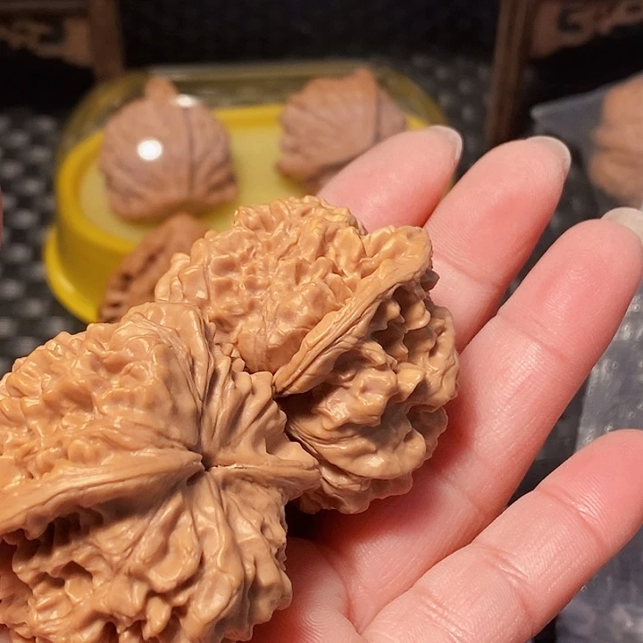 吊坠文玩核桃拼***?