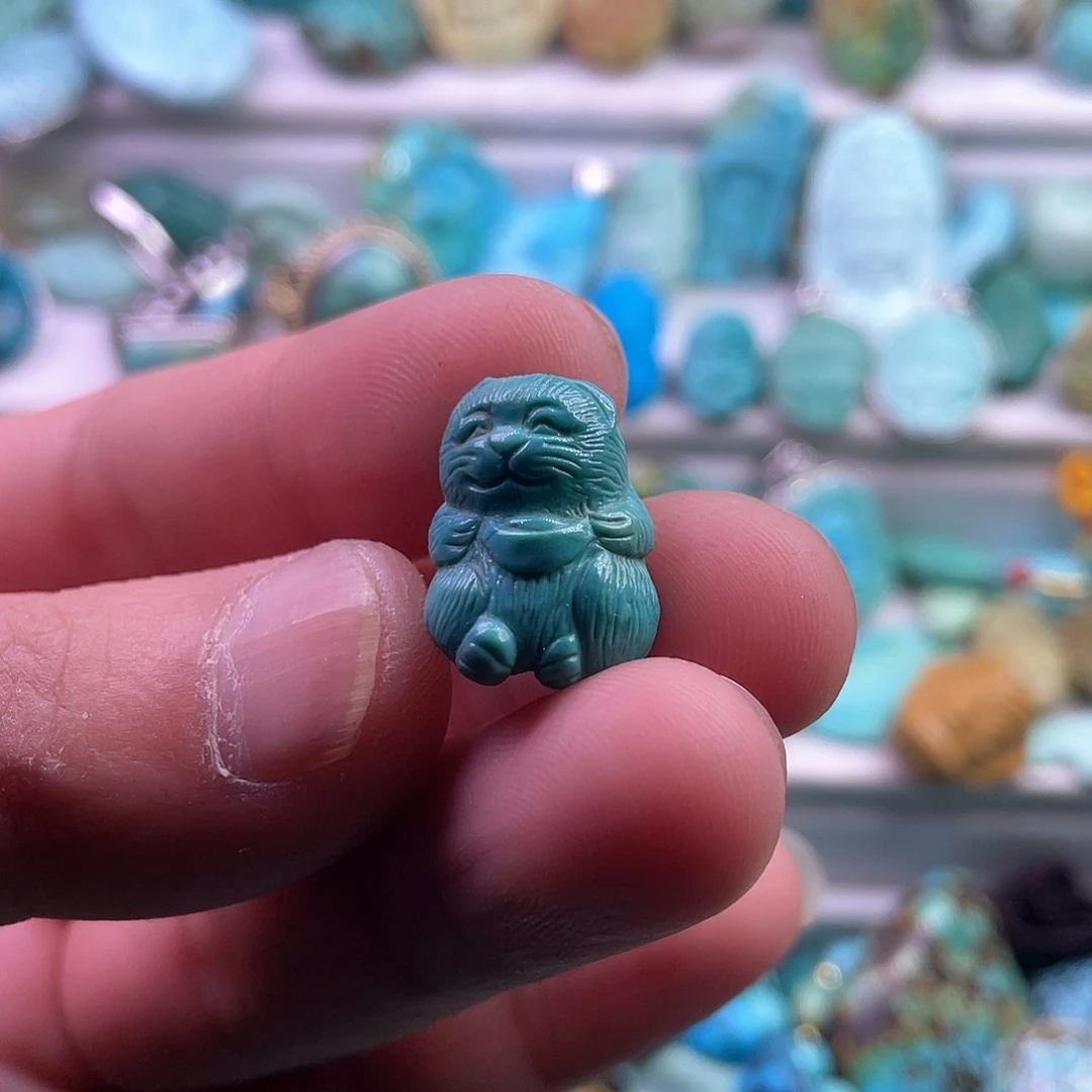 绿松石颈饰未镶嵌