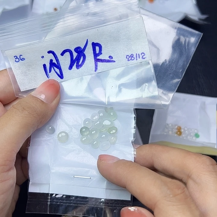 未镶嵌定制翡翠不