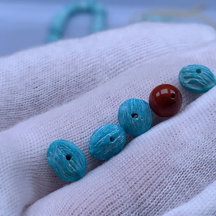 南红玛瑙未镶嵌珠宝奇石