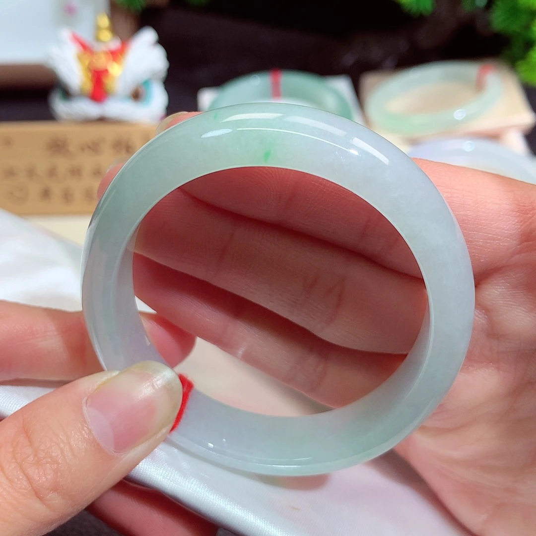 翡翠未镶嵌手镯1276