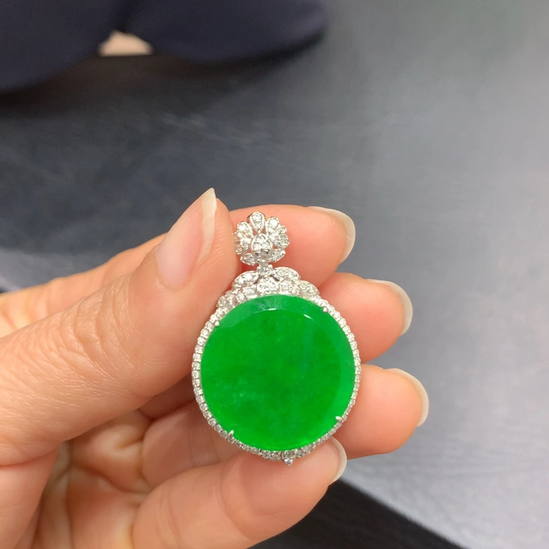 翡翠18K金镶嵌吊坠(不含链)