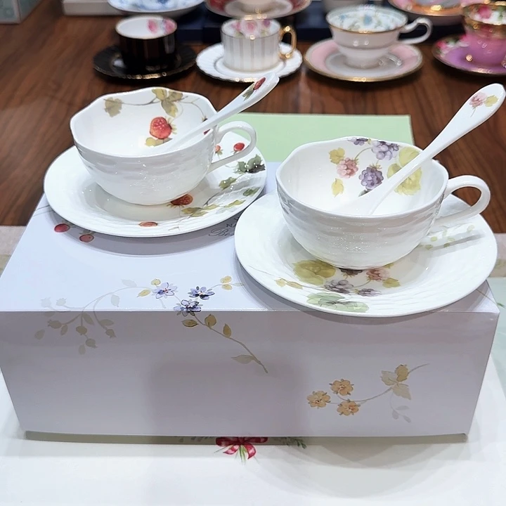 杯子杯子杯子水杯杯子水杯