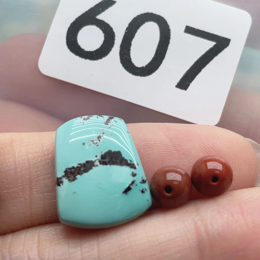 南红玛瑙未镶嵌珠宝奇石