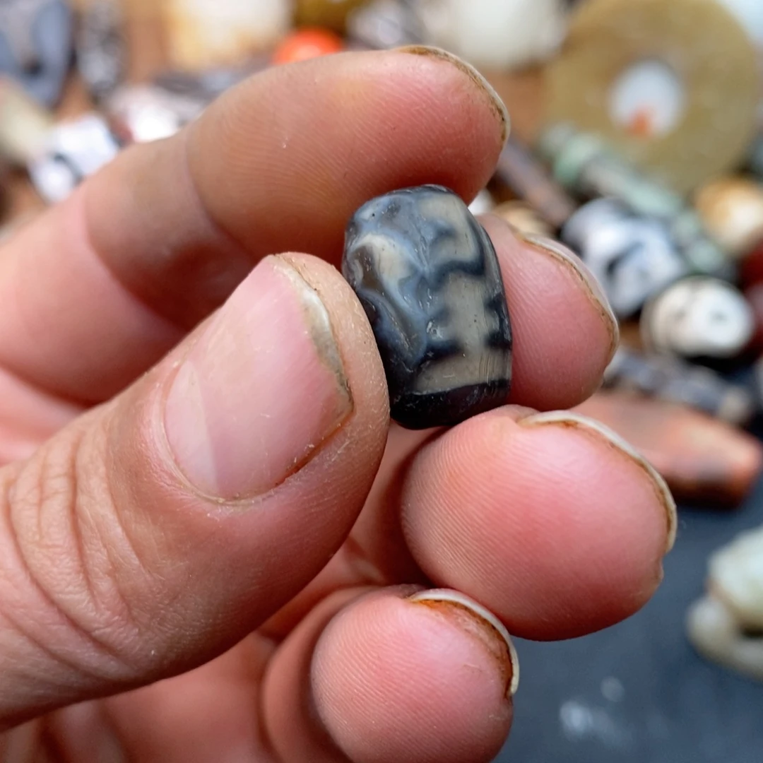 DIY琉璃珠子的颜色也很漂亮