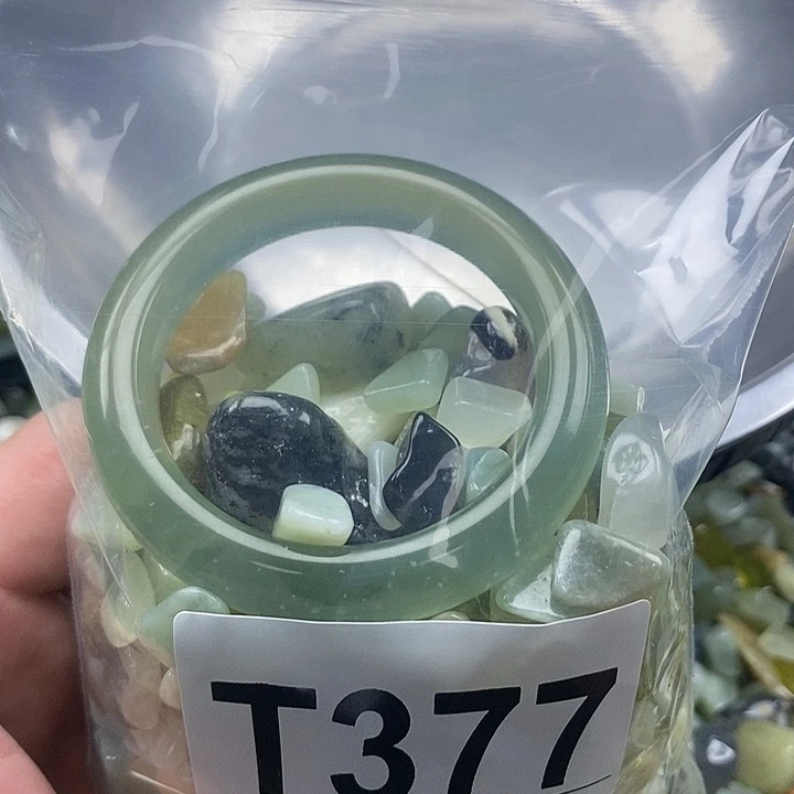 未镶嵌蛇纹石玉鱼缸石