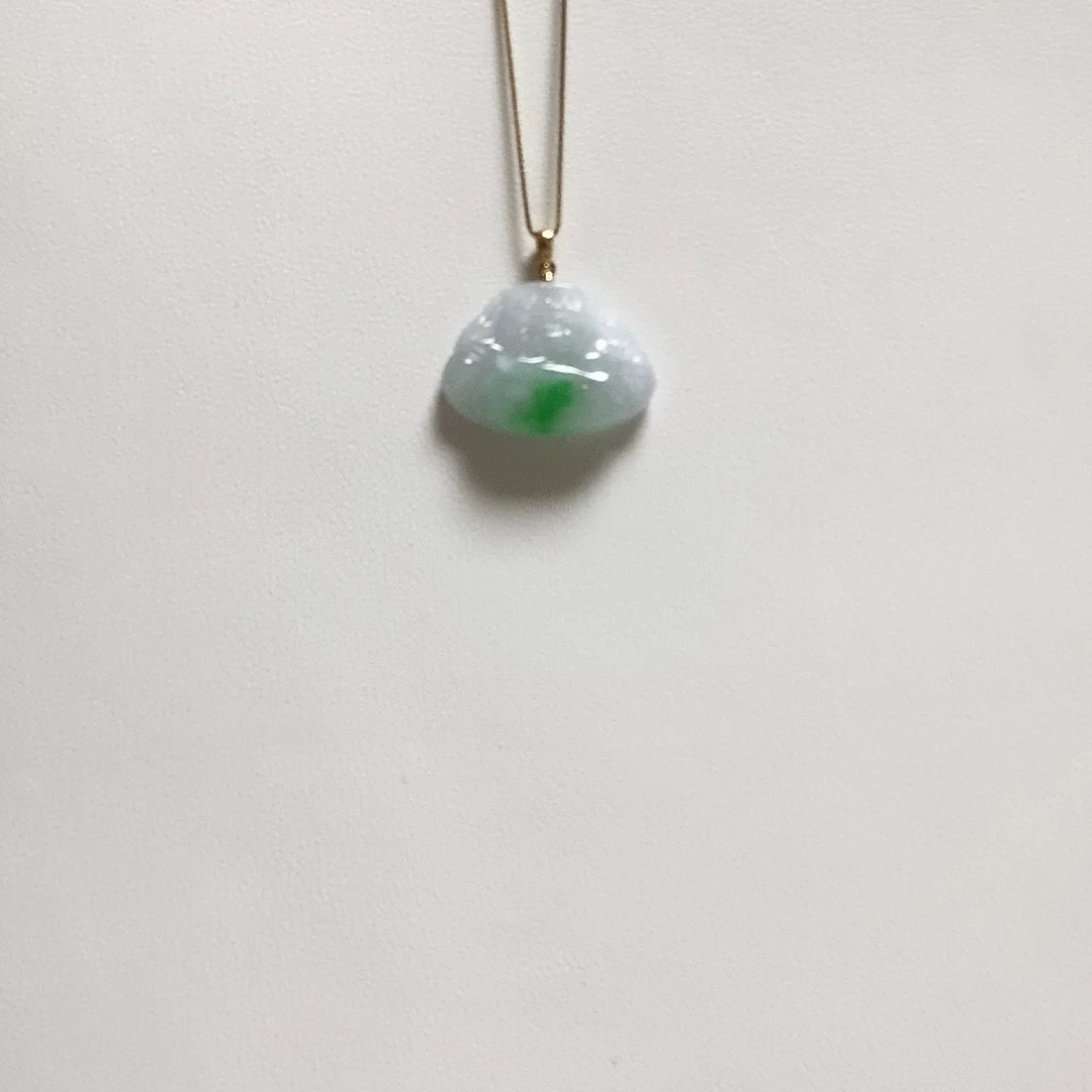 颈饰18K金镶嵌翡翠佛