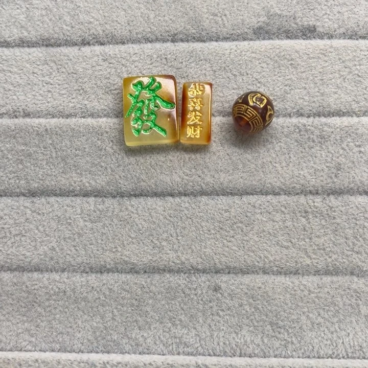 未镶嵌琥珀裸石天*天然蜜蜡配件