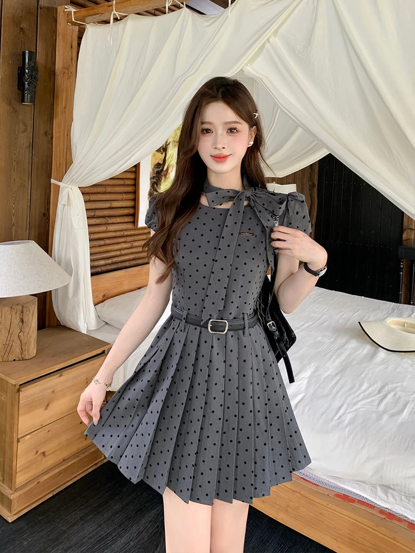 大码女装富家千金风灰色波点连衣裙蝴蝶结设计感甜美收腰短裙
