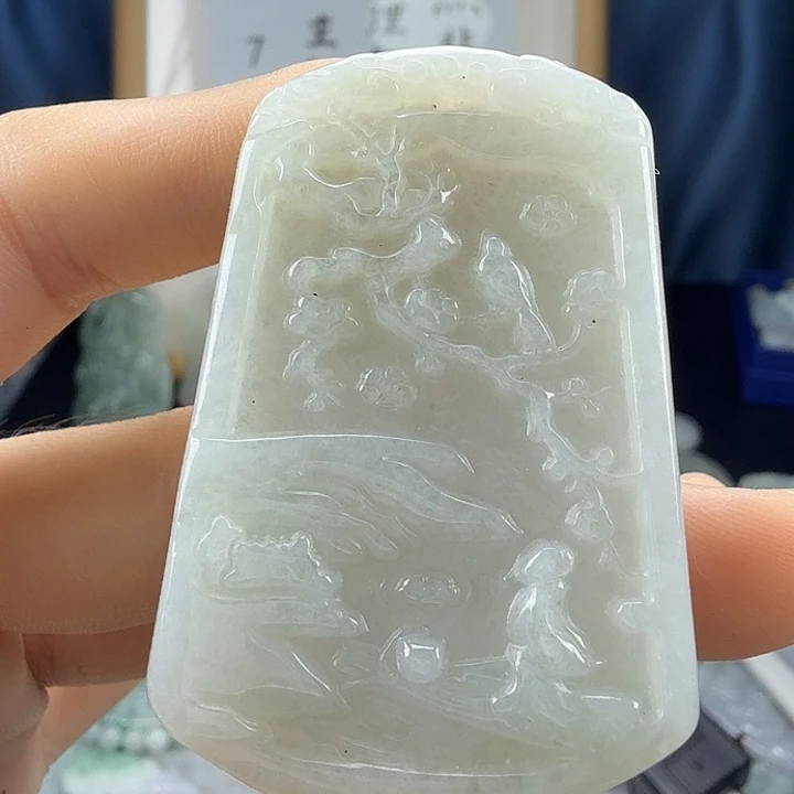 翡翠未镶嵌颈饰翡翠