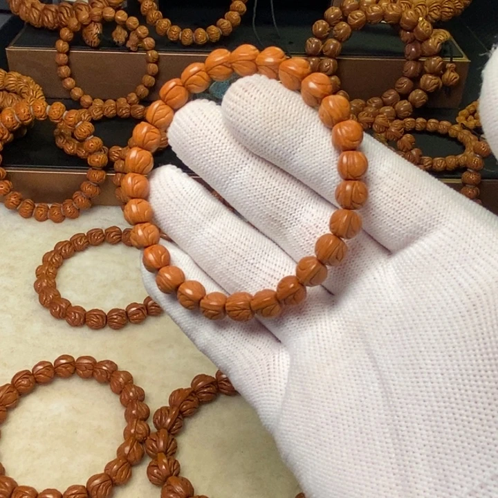 玉***.手串桃核秦岭龙纹桃核