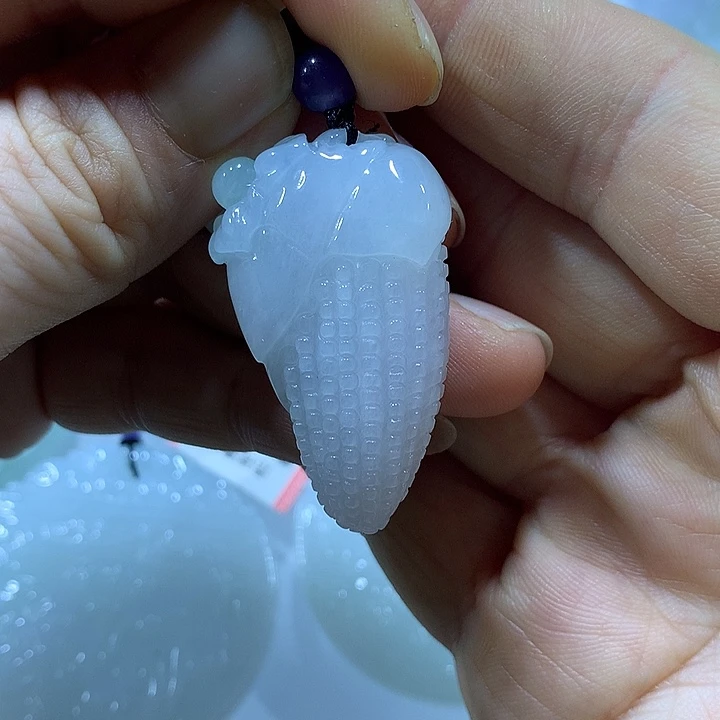 翡翠未镶嵌颈饰天然翡翠A货吊坠