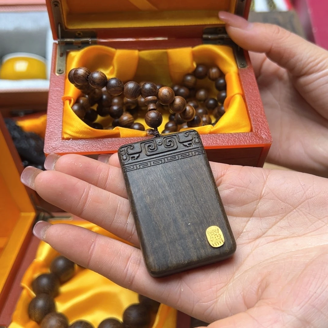 滴血莲花菩提吊坠