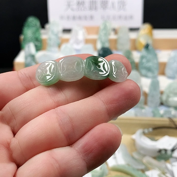 吊坠(不含链)未镶嵌翡翠68铜钱手牌